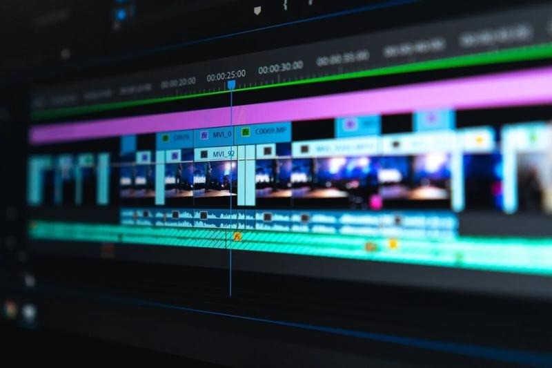Jak nagrać film z muzyką w tle? Prosty sposób na lepszy efekt