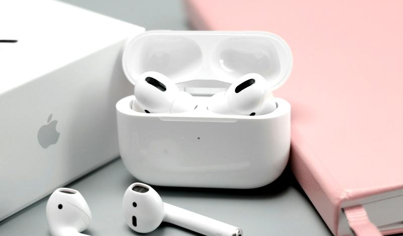 AirPods problemy